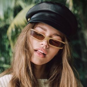 🌿 *NEW* Lack of Color Lola Cap Leather Black